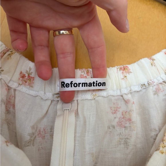 Reformation off the shoulder mini dress - Picture 2 of 7